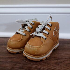 Nike Air Ecrof Tan Brown Leather Vtg Hiking Casual Boots Baby‎ Size 3.5C